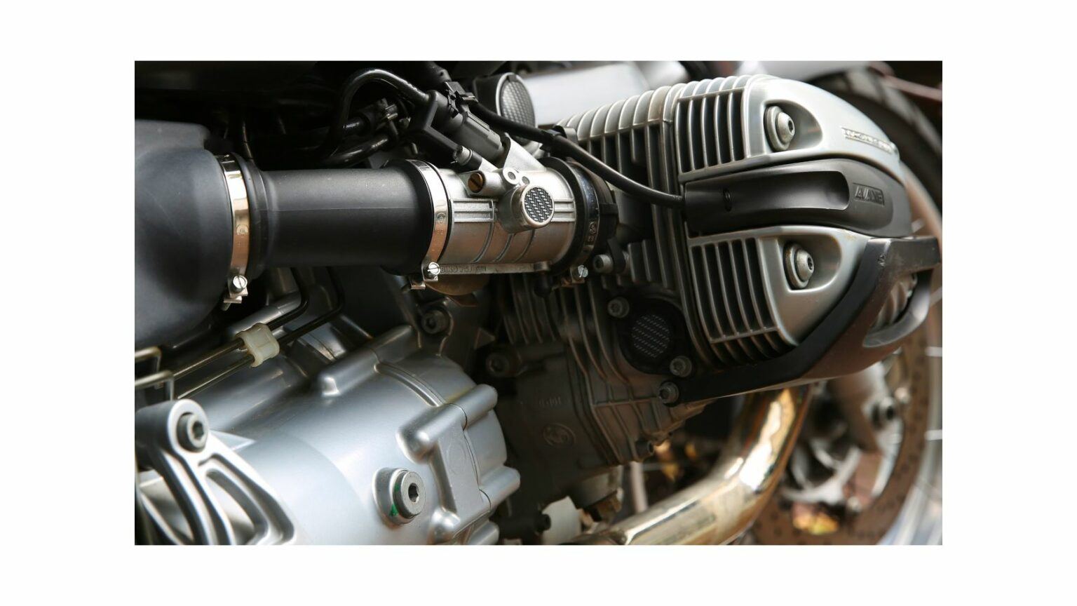 Why does my motorcycle blow white smoke? Here are 2 primary reasons