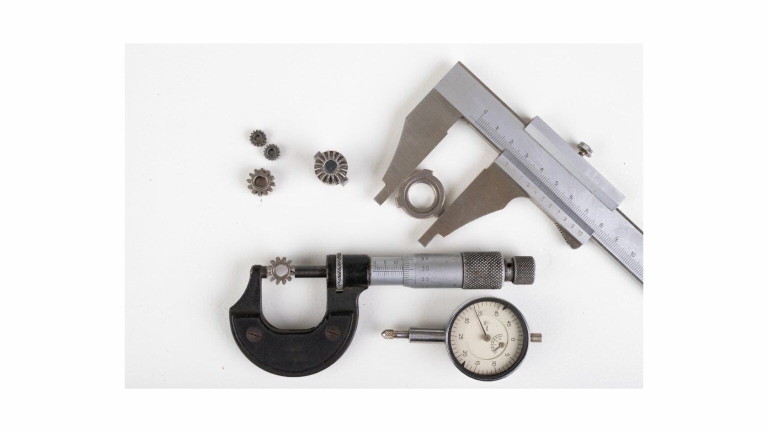 How to calibrate the tire pressure gauge? theCARPLUS