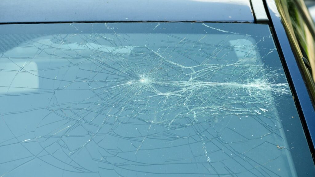 Car Windshield Cracks