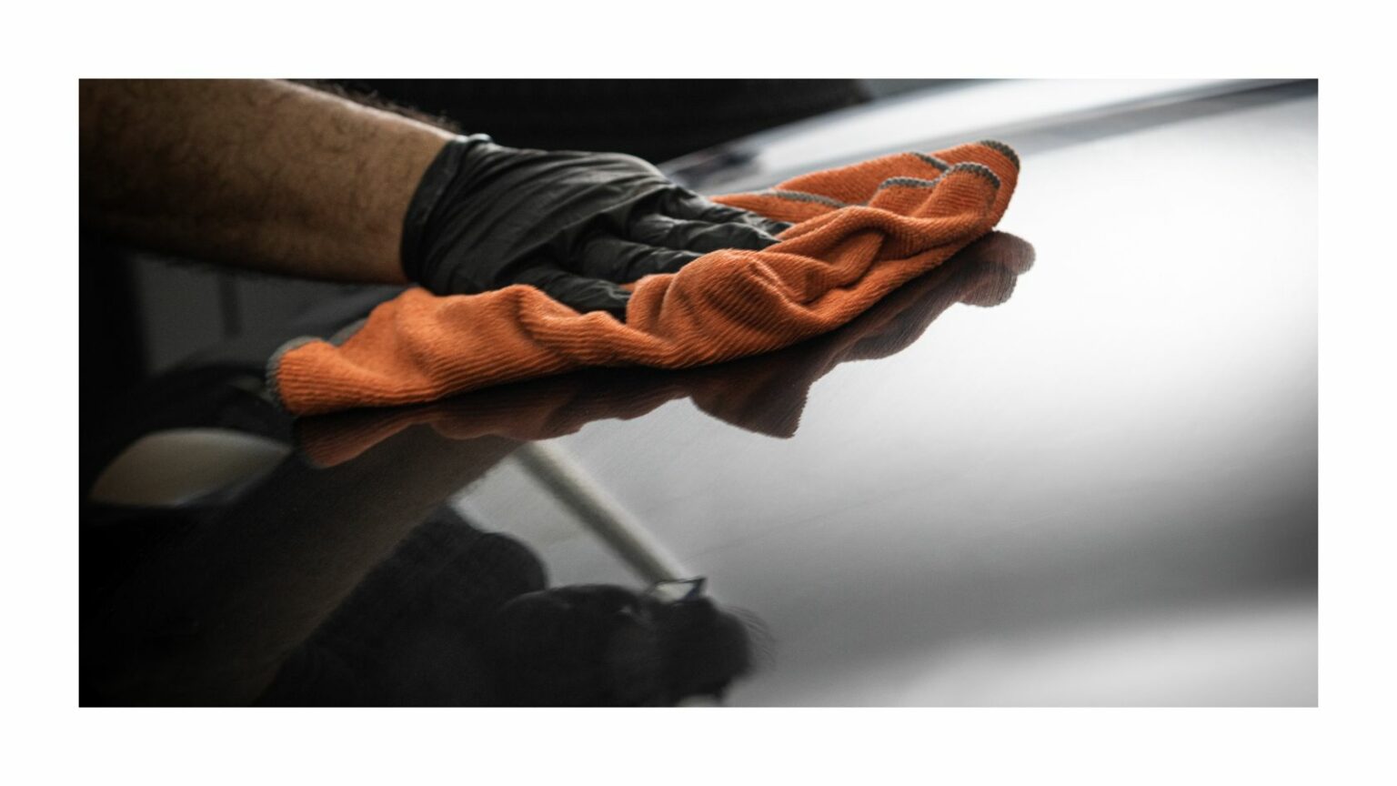 Distorted Vision on Car Windshields: Causes and Solutions - theCARPLUS