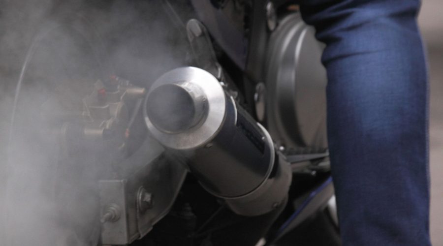 Causes of motorcycle exhaust flames
